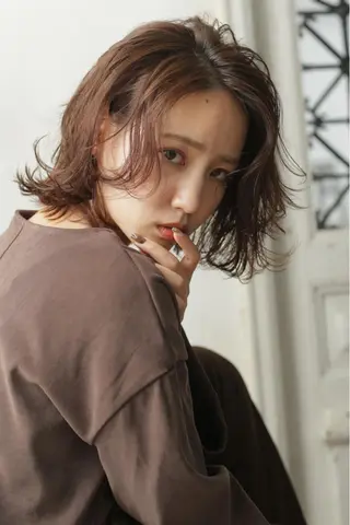 ミディアム 龍 門のヘアスタイル