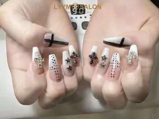 ネイル LYYM Salonのネイルデザイン