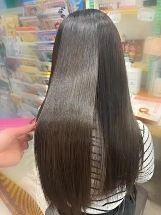 カラー 米倉 来海のヘアスタイル