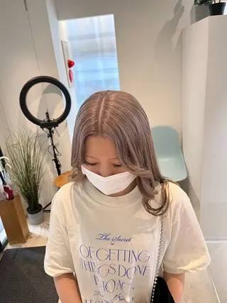 セミロング カラー 艶髪ブリーチ/レイヤ ー/竹本幸希のヘアスタイル