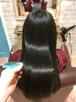 セミロング パーマ ミヤザキ タクトのヘアスタイル