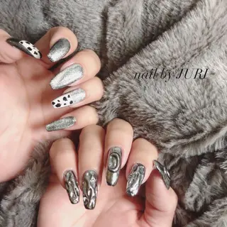 ネイル NEO Beauty Salon所属・𝐍𝐄𝐎 𝐉𝐔𝐑𝐈のネイルデザイン