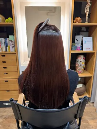 セミロング afloatkobe所属・美髪/髪質改善 川口凌弥のヘアスタイル