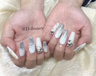 ネイル D-BEAUTY Nailsalonのネイルデザイン