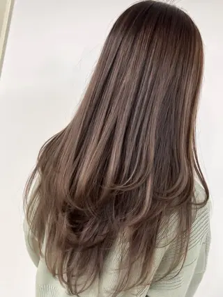 ロング 🥇近藤 恭輔🥇 Recharme新保のヘアスタイル