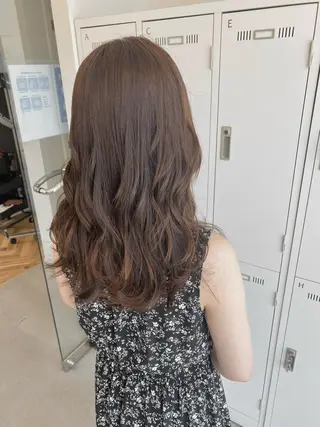ロング カラー YUNA ユウナのヘアスタイル