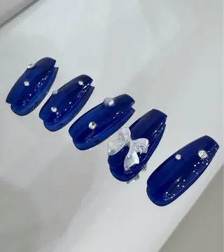 ネイル O. Maikaのネイルデザイン