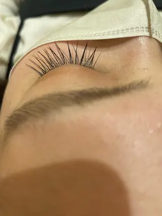 マツエク・マツパ eyelash aimy 小牧店所属・宇井 理絵の眉毛・アイブロウイメージ