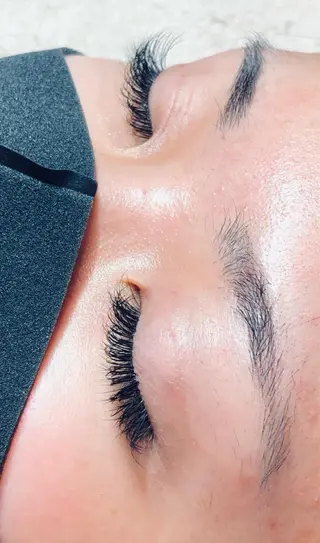 マツエク・マツパ ジョリア西大寺店 スタッフのマツエク・マツパデザイン