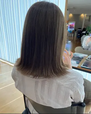 カラー SARA SO-JU ACHIWA所属・SARASO-JU /日置 夕貴のヘアスタイル