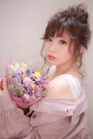 ロング カラー 伊藤 裕貴のヘアスタイル