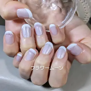 ネイル フラワー ムーンのネイルデザイン