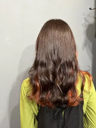 セミロング カラー 早坂 さくらのヘアスタイル