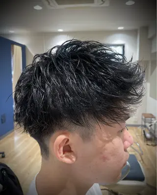 ショート メンズ SALOWIN梅田茶屋町North店所属・岡田/メンズ特化/パ ーマ&ショートのプロのヘアスタイル