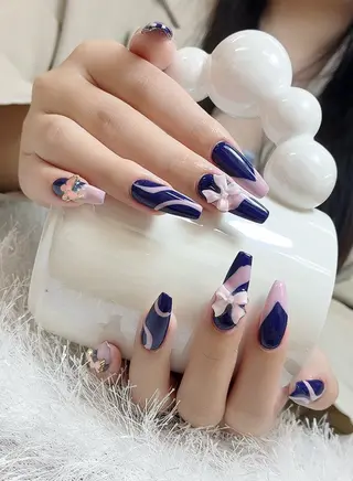 ネイル 佐藤 依娜のネイルデザイン