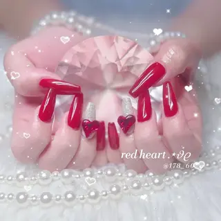 ネイル HAPPINAS れん┊痛ネイル&3Dのネイルデザイン