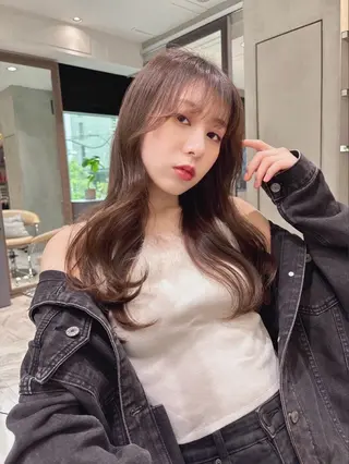 ロング 顔周り\エクステ\ 透明感カラー\まりんのヘアスタイル