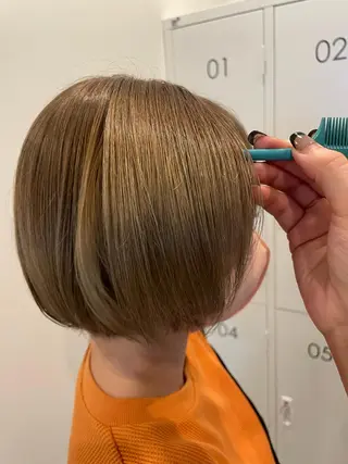 ショート カラー ミウラ サクラコのヘアスタイル