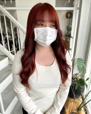 ロング カラー 林 千聖のヘアスタイル