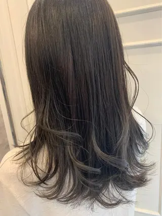ミディアム カラー 🫟Blanco🫟 Color&Careのヘアスタイル