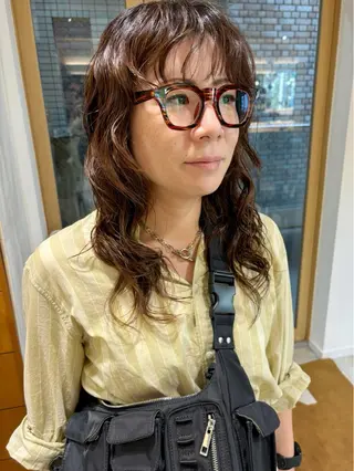 ミディアム パーマ 齋藤 咲のヘアスタイル