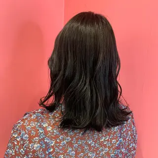 カラー ハッシュカット レイヤー池袋のヘアスタイル