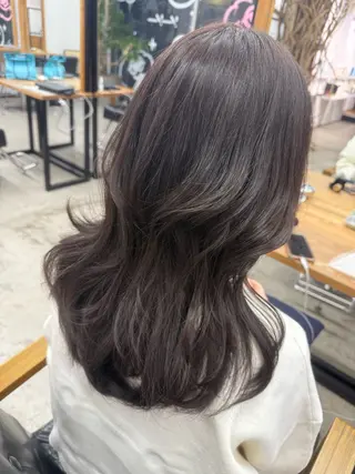 カラー 野嶽 絵美のヘアスタイル