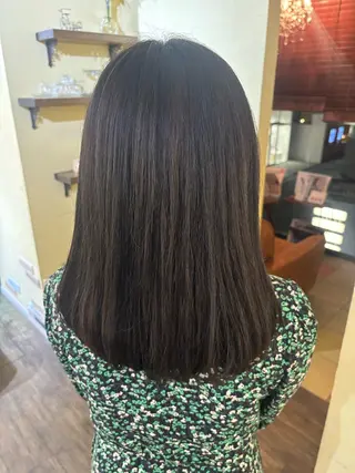 ミディアム marinate所属・小寺 ゆらのヘアスタイル