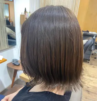 ミディアム カラー niro 🌱カットモデル募集のヘアスタイル