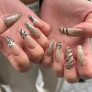 ネイル 河野 弥月のネイルデザイン