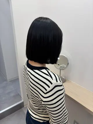 ショート と きのヘアスタイル