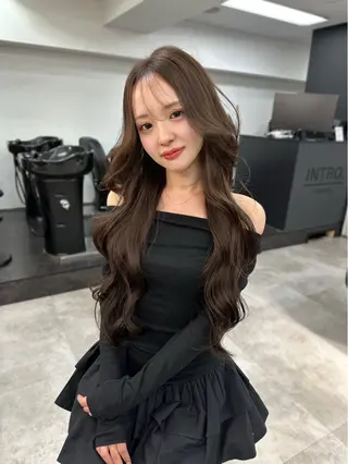 ロング カラー INTRO.by Fi-Ne所属・韓国ヘア 店長NEGIのヘアスタイル