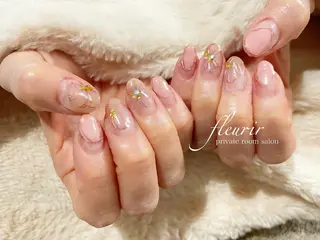 ネイル フルリール 【プライベートサロンのネイルデザイン