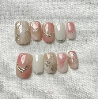 ネイル Pure&Rich Nailのネイルデザイン