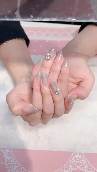 ネイル バニーアイズ ネイル ニューオータニ博多店のネイルデザイン