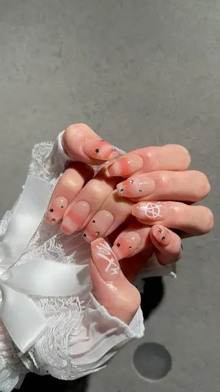 ネイル I-nailロング /ワンホン/キラキラのネイルデザイン