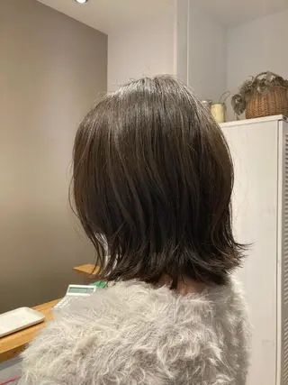 ミディアム カラー en't所属・【女性指名No.1】 西口直子のヘアスタイル