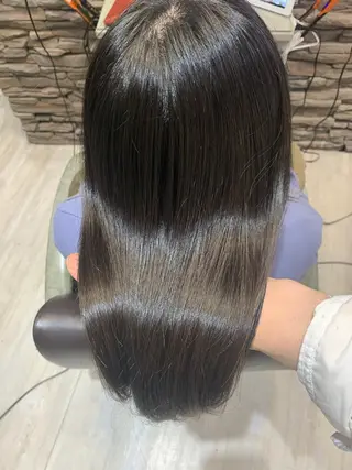 セミロング ヘアリゾートA i 秋葉原店のヘアスタイル