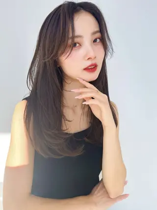 セミロング カラー 新宿/韓国風レイヤー 髪質改善/渋谷直樹のヘアスタイル