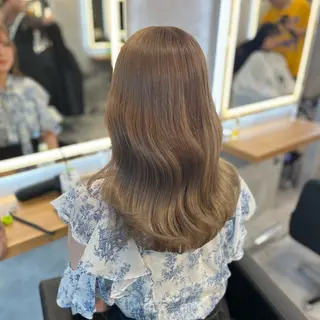 カラー ベージュ・グレー ジュ達人KOJIROのヘアスタイル