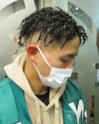 パーマ メンズ Le'a所属・渋谷/フェード/ 國分 翔のヘアスタイル