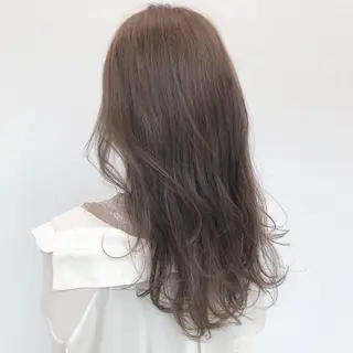 セミロング カラー レイヤーカット 透明感カラーのヘアスタイル