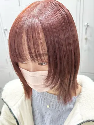 ショート カラー kai .のヘアスタイル