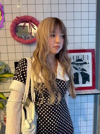 セミロング カラー レイヤーウルフ エクステ磯部のヘアスタイル