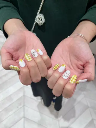 ネイル ∴Sanae. ∴ トータルビューティーのマツエク・マツパデザイン