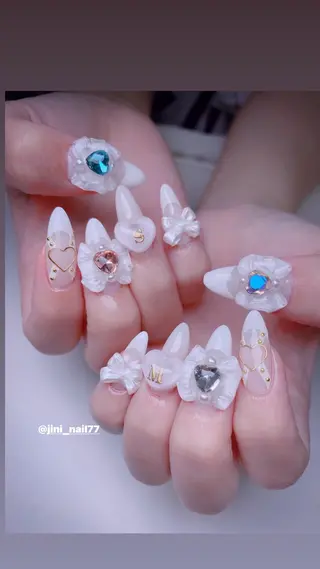 ネイル JINI NAIL所属・ジニ ネイルのネイルデザイン