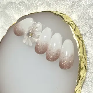 ネイル Kodebu Usagi Nail所属・Yuko Kanamedaのネイルデザイン