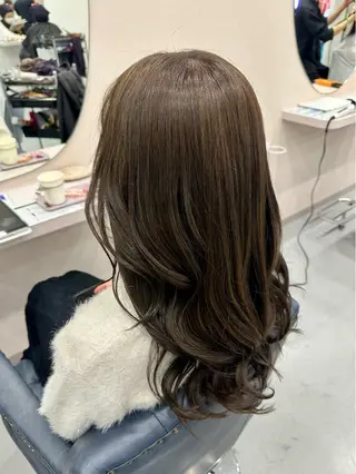 ロング 🧡似合わせレイヤー 艶カラーこなつ💛のヘアスタイル