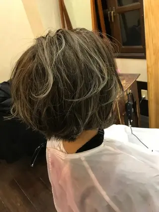 ショート カラー 店長担当🌟 矢吹ガブリエル🌟のヘアスタイル