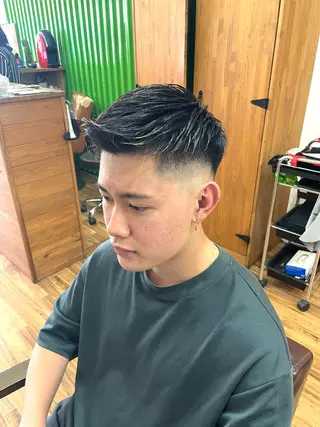 メンズ 🔥メンズ特化美容師 NAOTO🔥のヘアスタイル